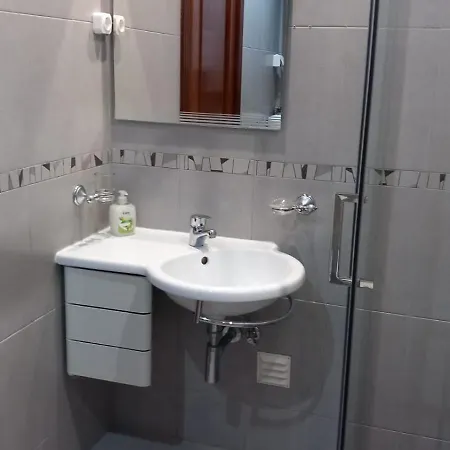 T2 - Oceanides Apartment